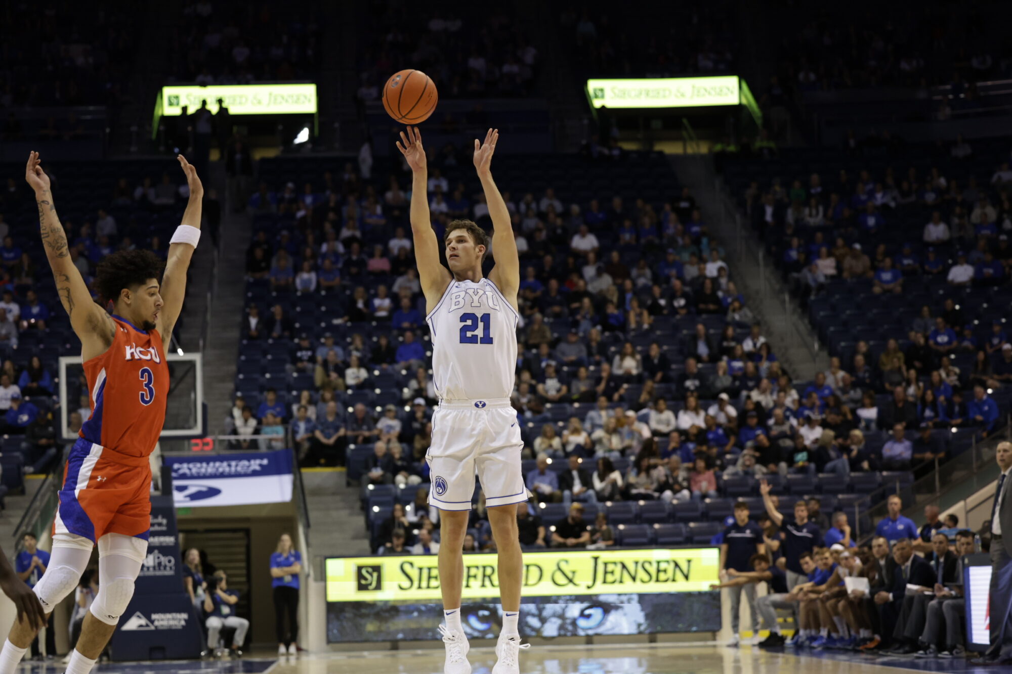 BYU Blows Out Houston Christian 110-63 In First Non-conference Home ...